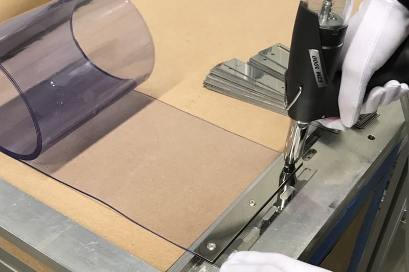 Snel & eenvoudig PVC gordijnstroken vervangen?